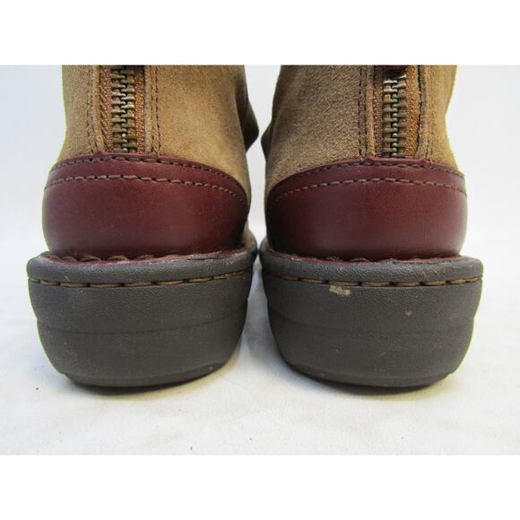 Clarks Womens Sz 7 M Brown Suede Zip Ankle Fashion Boots Bootie - Picture 8 of 11